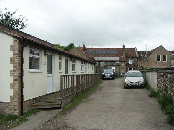 Freehold Town Centre Pub With Letting Rooms and 4 Bed Home Photo 4