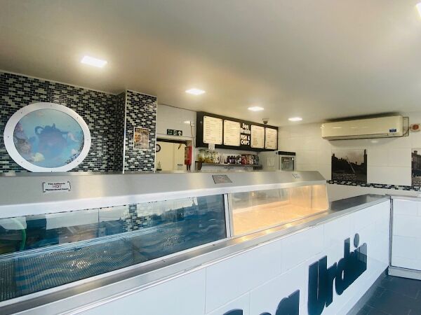 Freehold or Leasehold Fish & Chip Takeaway Located In Ossett, West Yorkshire Photo 4