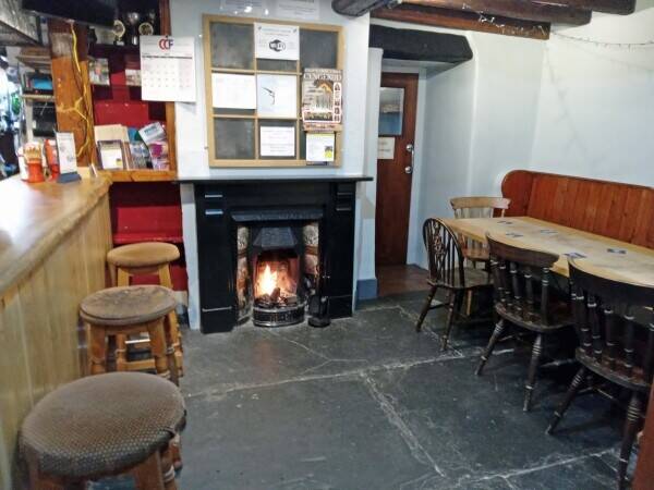 GWYNEDD – TRADITIONAL VILLAGE PUB RESTAURANT AND SHOP Photo 4
