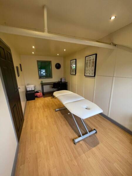 Bodybuilding gym for sale Leicestershire Photo 4