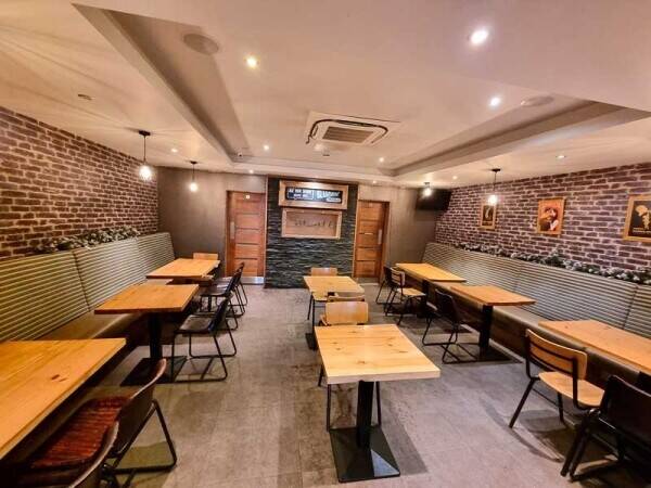 Fully fitted Bar & Restaurant opportunity in heart of Greenock town centre Photo 4