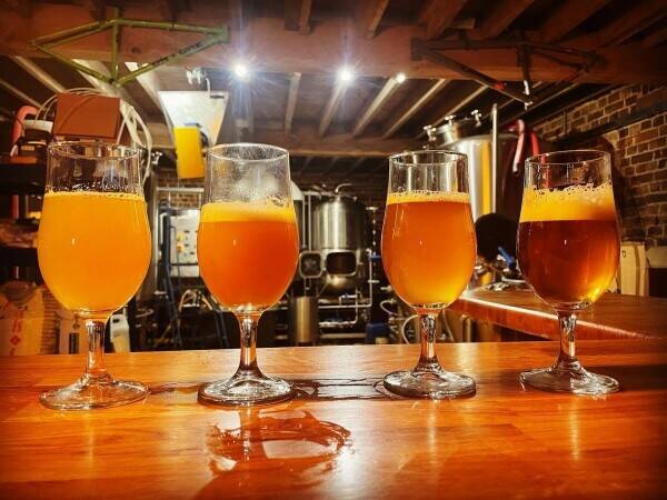 Award Winning Trail Head Brewery and Tap House Located in the Surrey Hills Photo 4