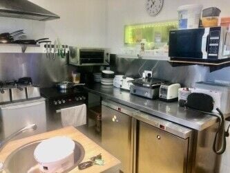 Leasehold Café & Coffee Shop Located In Saltash Photo 4