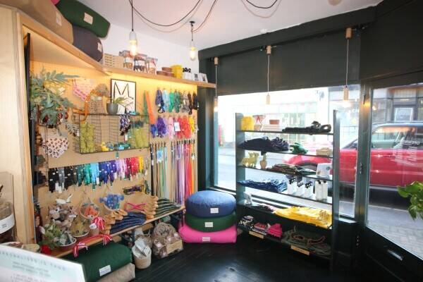 LEASEHOLD DOG ACCESSORY BUSINESS Photo 4