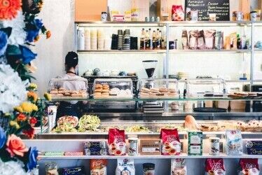 CAFÉ/DELI WITH WINE BAR & OFF-LICENCE (A3 & ALCOHOL LICENCE-2400) Photo 4