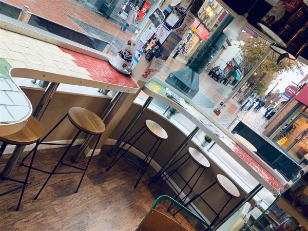 Cafe & Sandwich Bars For Sale in Retford Photo 4