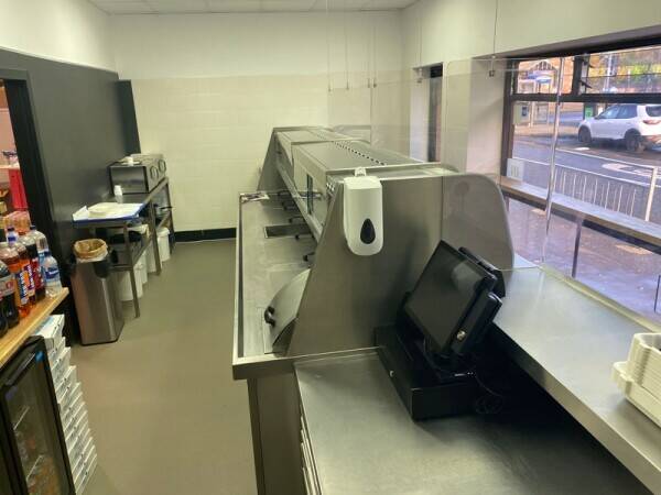 Long established and recently refurbished fish and chip shop in Balloch, Loch Lomond Photo 4
