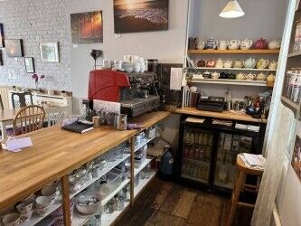 SUCCESSFUL TEA ROOMS  LOCATED IN PICTURESQUE VILLAGE  OF LINDFIELD, SUSSEX Photo 4