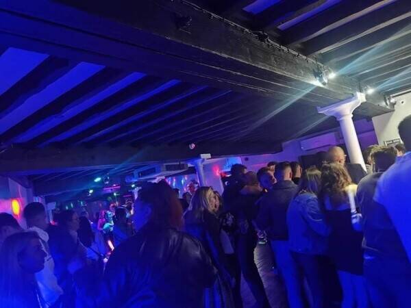 The Attic Bar - Dovers only nightclub business for sale Photo 5