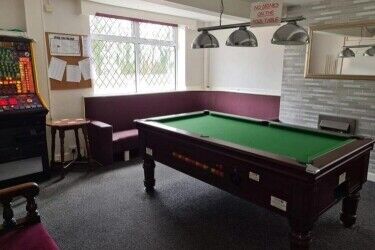 Pub With 5 Letting Rooms & Accom - Rochdale Photo 4