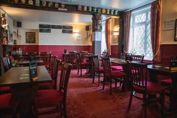 KENT - POPULAR COMMUNITY PUB Photo 4