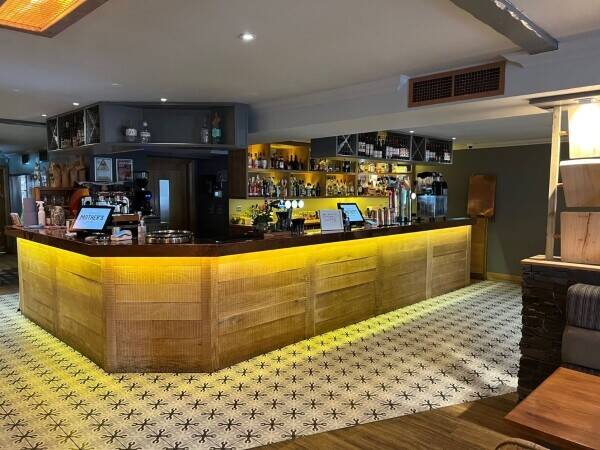 Beautifully presented Bar and Restaurant in Penicuik, Midlothian. (ref 1555) Photo 4
