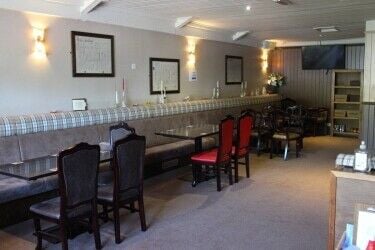 SOUTH WALES - WELL APPOINTED PUBLIC HOUSE WITH SUCCESSFUL WET LED TRADE Photo 4