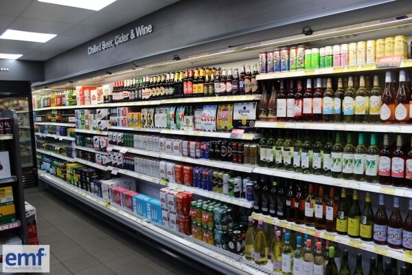 Prime Double-Fronted Freehold Convenience Store in Cleethorpes Photo 4