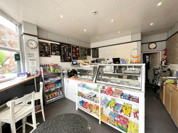 Leasehold Sandwich Bar Takeaway Located In Rugby Town Centre Photo 4