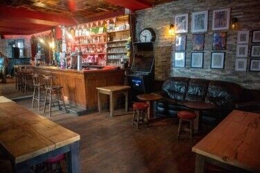 EAST SUSSEX - CENTRAL BRIGHTON PUB & LETTING ACCOMMODATION Photo 4