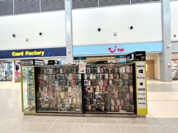 Leasehold Vape & Mobile Phone Accessories Kiosk Located In Coventry Photo 4