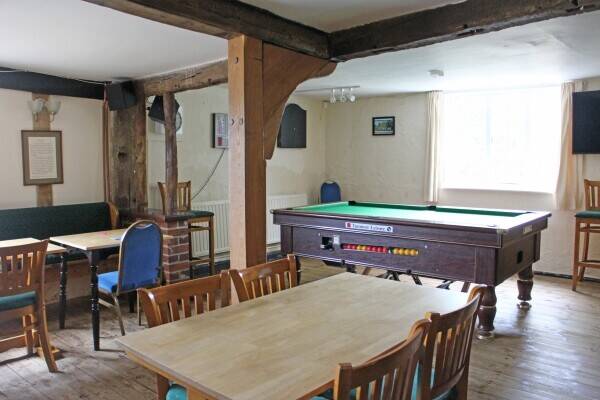 NORFOLK - PUB AND RESTUARANT WITH 3 LETTING BEDROOMS AND LARGE CAR PARK Photo 4