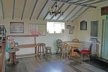 SOUTH GLOUCESTERSHIRE VILLAGE PUB