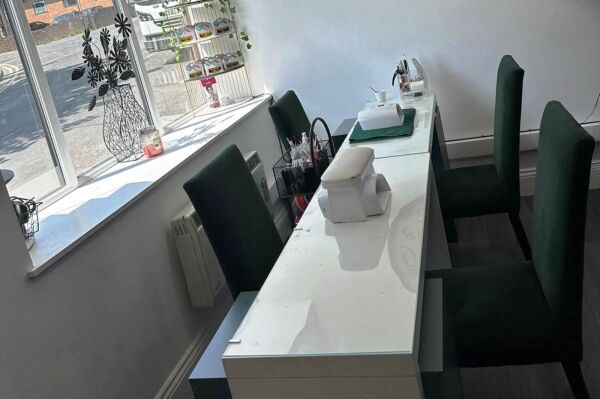 Hair & Beauty Salon - Colne Photo 4