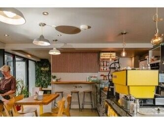 Highly rated cafe for sale Photo 4
