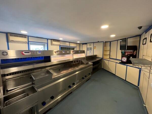 Popular Freehold Fish and Chip premises located in Riccarton area of Kilmarnock.(ref 1593) Photo 4
