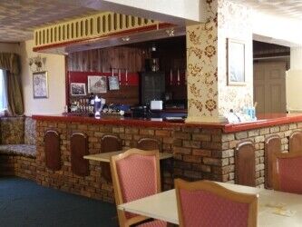 LINCOLNSHIRE - 7 BEDROOM HOTEL AND RESTAURANT IN NEED OF REFURBISHMENT Photo 4