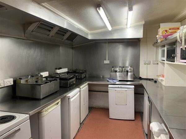 Hot Food Take Away For Sale in Chard Photo 4