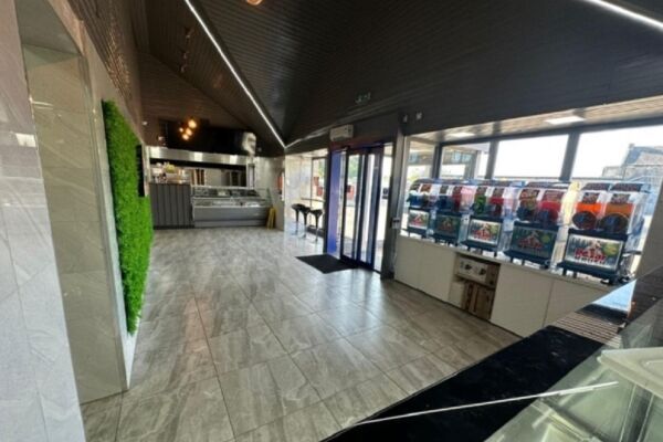 Newly Fitted Restaurant / Takeaway Business Photo 4