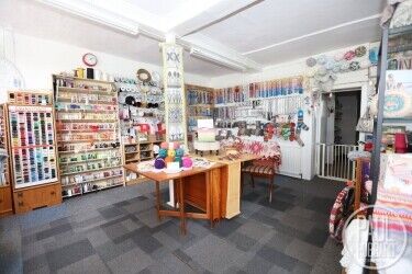 Wool Shop with Living Accommodation and Private Garden. Lowestoft High Street, Suffolk. Photo 4