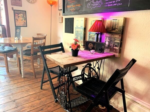 DAYTIME CAFÉ Photo 4