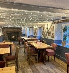 Impressive & Well Regarded Detached 6 Bedroom Country Village Inn Set In 2 Acres Photo 4