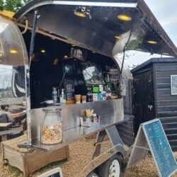 Unique Outdoor Coffee Shop based in Emsworth Photo 4