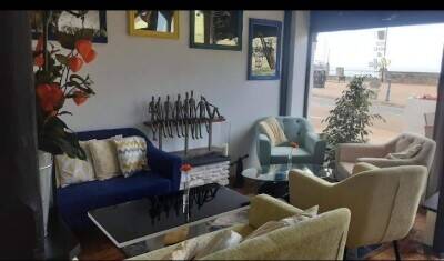 15-bedroom hotel Overlooking beach with 75 covered restaurant Photo 4