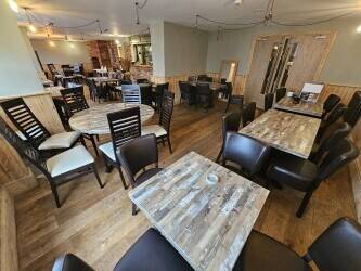 Exceptionally Well Equipped & Presented 100 Cover Town Centre Restaurant & Bar Premises Photo 4
