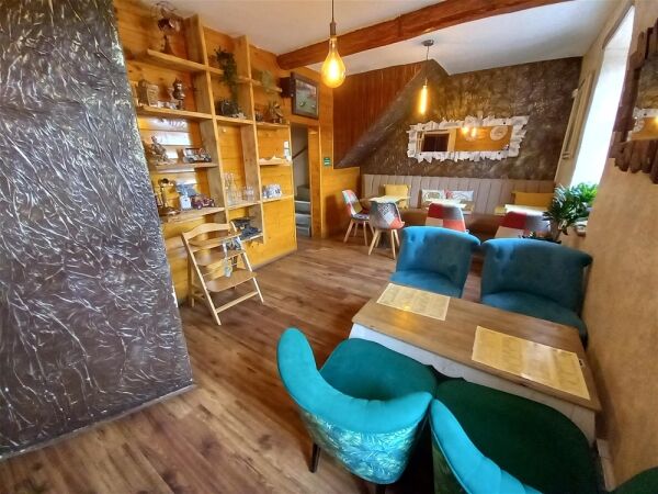 Cafe & Sandwich Bars For Sale in Oakham Photo 4