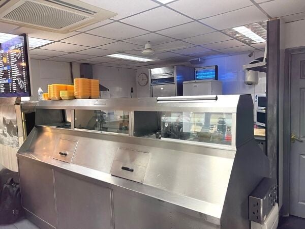 FISH & CHIP TAKEAWAY (NOW CLOSED) Photo 4