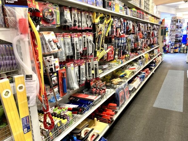 HOMEWARE, HARDWARE, KITCHENWARE, DIY, STATIONERY, GARDEN, ELECTRICAL & PET SUPPLIES Photo 4