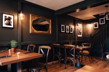 STOW ON THE WOLD - FULLY LICENSED RESTAURANT Photo 4
