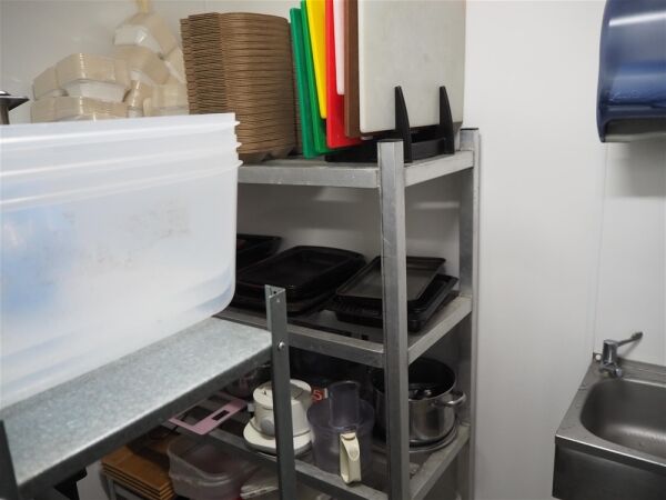 Cafe & Sandwich Bars For Sale in Cottingham Photo 4