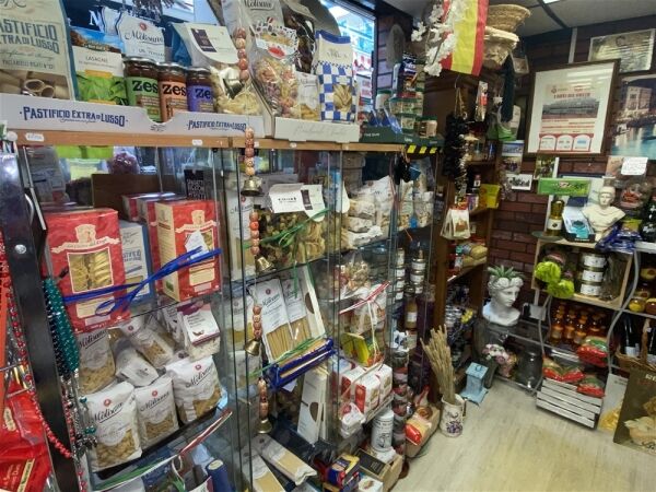 Delicatessens For Sale in Todmorden Photo 4