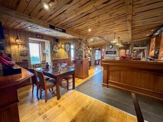 Superb and well-run Restaurant & Bar operation (ref 1680) Photo 4