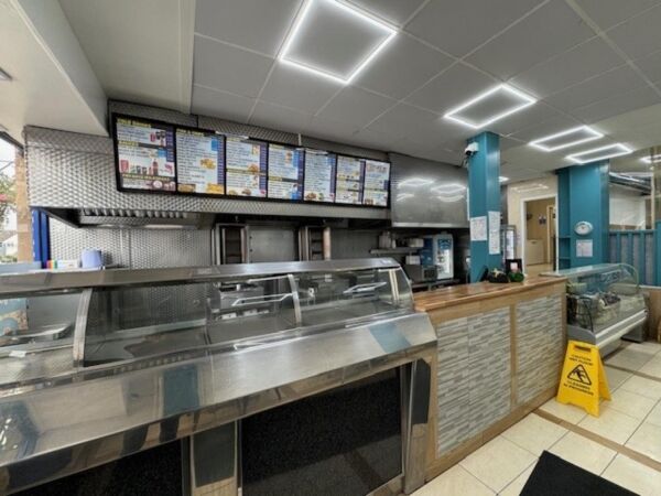 Leasehold Fish & Chip Takeaway Located In Earl Shilton Photo 4