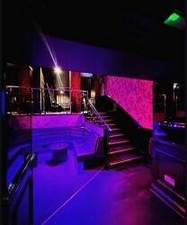 Thriving Gentlemen's Lounge in Prime Doncaster Location – Turnover £780k+ | Recently Refurbished Photo 4