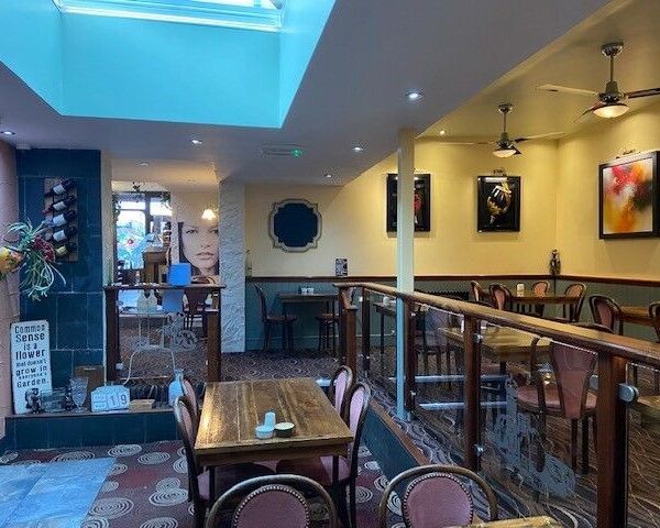 STRONG SALES, LICENSED COFFEE SHOP/RESTAURANT, SOUTH WALES Photo 4