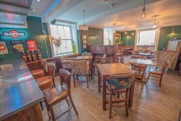 Popular and Established Bar & Restaurant Business Photo 4