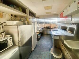 Fish & Chip Takeaway Photo 4