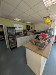 Profitable Coffee Shop / Caf&eacute; in Central Bedfordshire Photo 4