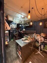 Indian Takeaway – Fully Equipped Indian Takeaway – Fully Equipped
