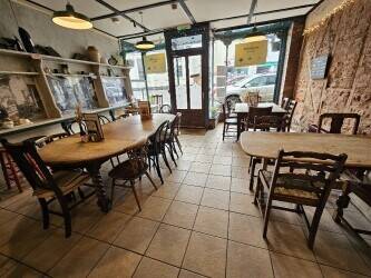 Renowned Cafe Bar & Bistro With Substantial Turnover & Significant Profits Photo 4
